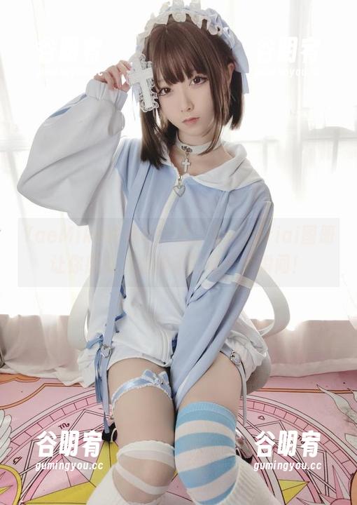 YaeMiko的神奇物语：Asagiriai图册让你感受八重神子的每一个瞬间！