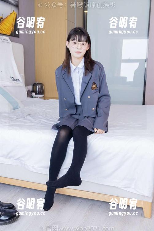 BoBoSocks袜啵啵 - 小甜豆写真：三双高跟鞋图册，原来优雅也是一种摔跤比赛