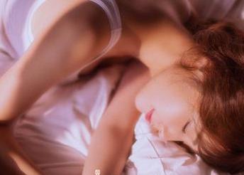 GIRLT果团网 – 松果儿最新双马尾合集：你确定不来看看吗？