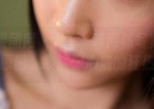GIRLT果团网 – 让龚玥菲网袜写真集中的原图，唤醒你心底的狂热