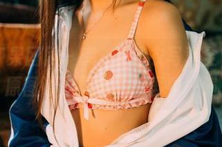 GIRLT果团网 – 龚玥菲泳衣写真全收录，原图让人忍不住想再看一遍