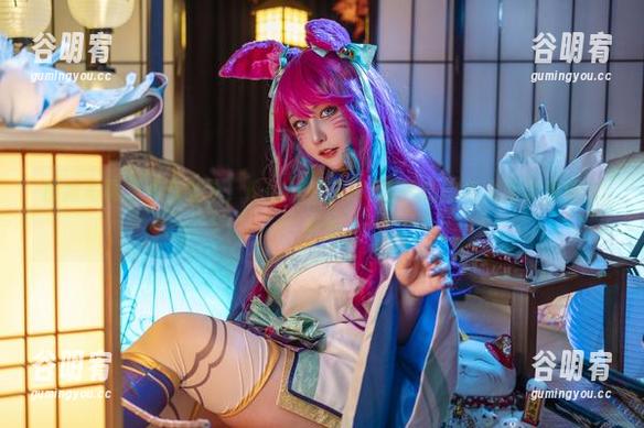 最新写真集《灰丝》，KANEKO_咔喵的细腻与大胆竟然如此平衡