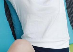 MFStar模范学院 – 恩率babe少女写真：当无圣光成为唯一信仰