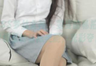 MSLASS梦丝女神 – 雯雯的私拍新力作：学楼里的丝袜美腿，光彩夺目！