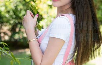 MiStar魅妍社 – Manuela玛鲁娜女孩的资源探险：谁说私拍不能有趣？