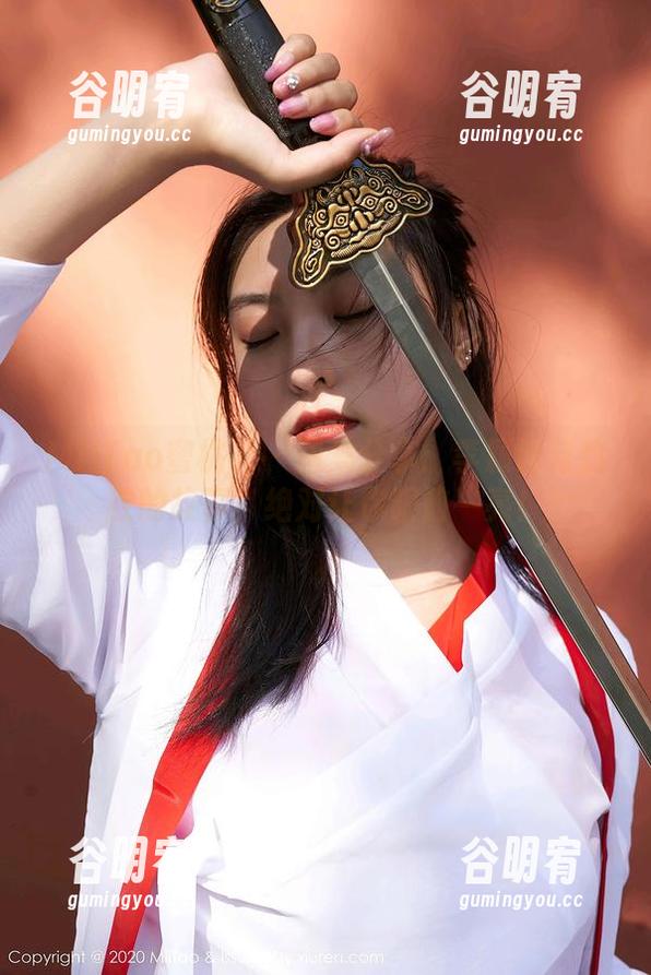 MiiTao蜜桃社 - 图集分享：李颖诗与豹纹的故事，绝对让你眼前一亮！