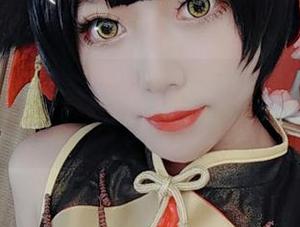 Money冷冷女仆写真：透着一丝冷意的诱惑