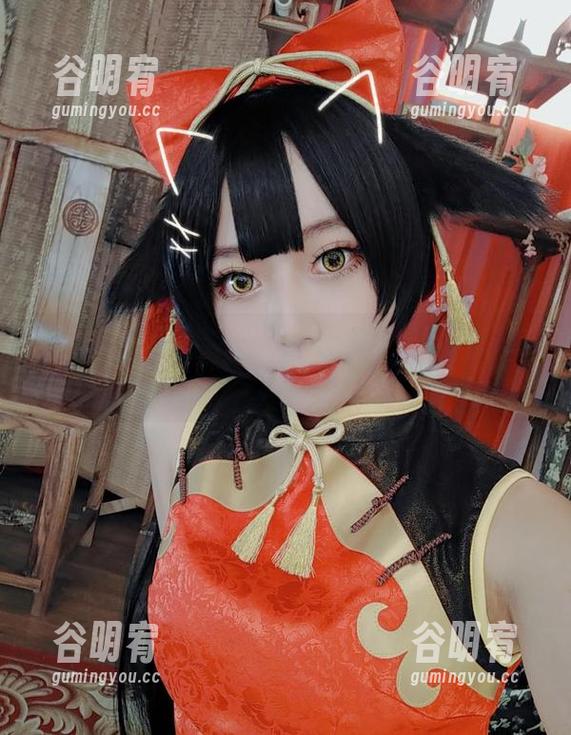 Money冷冷女仆写真：透着一丝冷意的诱惑