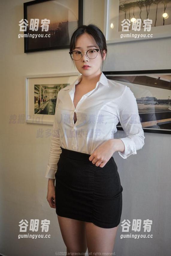 挖掘Pia(피아)奶牛写真集，资源里竟有如此多迷人的小细节，我呸！