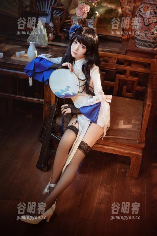 Shika小鹿鹿的羽鸟写真集新鲜出炉，快来一起看看这神秘的更新内容吧！