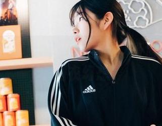 Sonson(손손)的私密夜晚：高清原图中的睡衣幻想