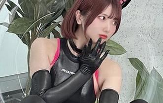 Fantia的水中奇遇：Tomiko(とみこ)的写真资源探险记