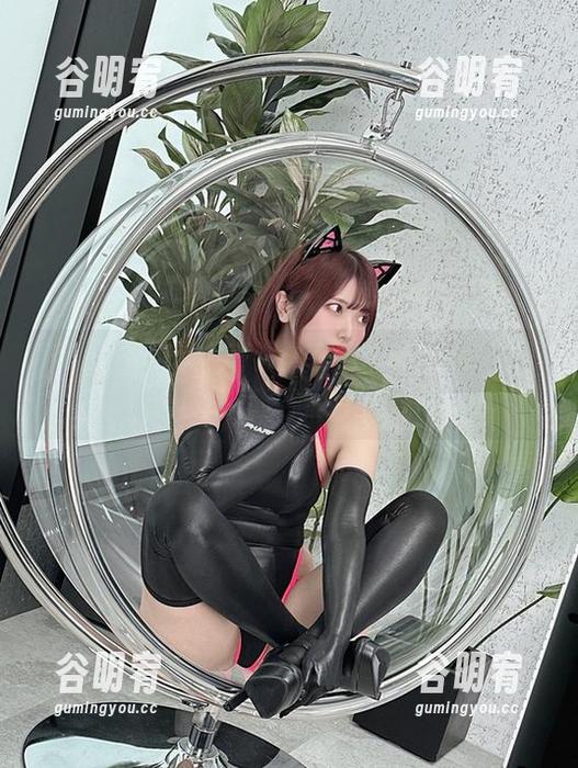 Fantia的水中奇遇：Tomiko(とみこ)的写真资源探险记