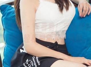 UGirls尤果网 – 来看看！乔依琳的泳衣写真如何轻松撩动夏日风情。