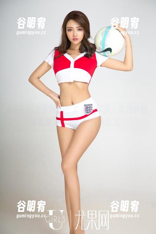 UGirls尤果网 - 全套皮衣写真，张栩菲给你表演了一场即兴的自由风！