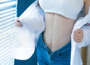 UGirls尤果网 – 李颜儿护士写真——无圣光的真实，是你我心中的小秘密！