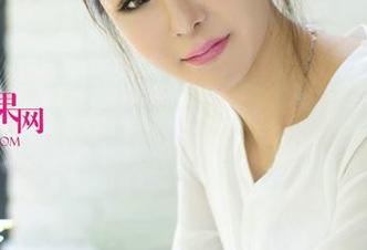 UGirls尤果网 – 在温柔的光影里，毛COCO在线高清，似梦似醒