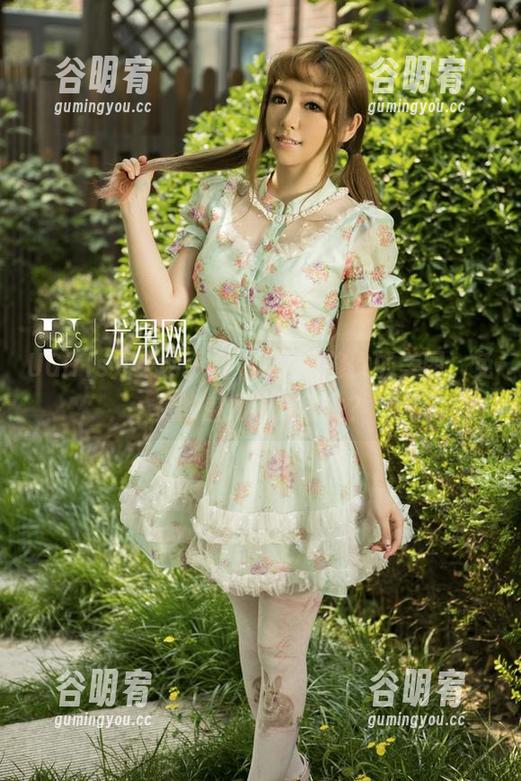 UGirls尤果网 - 看看温鈊怡修女的美图，免费的魅力谁挡得住？