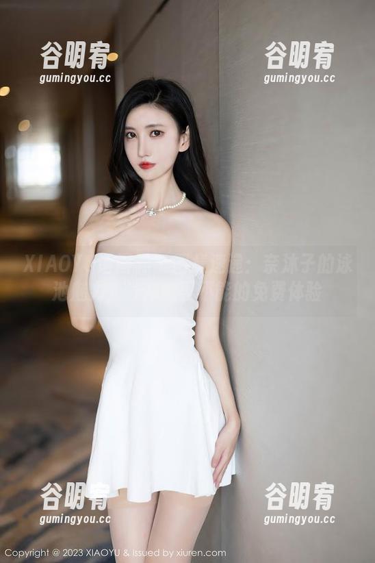 XIAOYU语画界 - 图集速递：奈沐子的泳池魅力，让你欲罢不能的免费体验