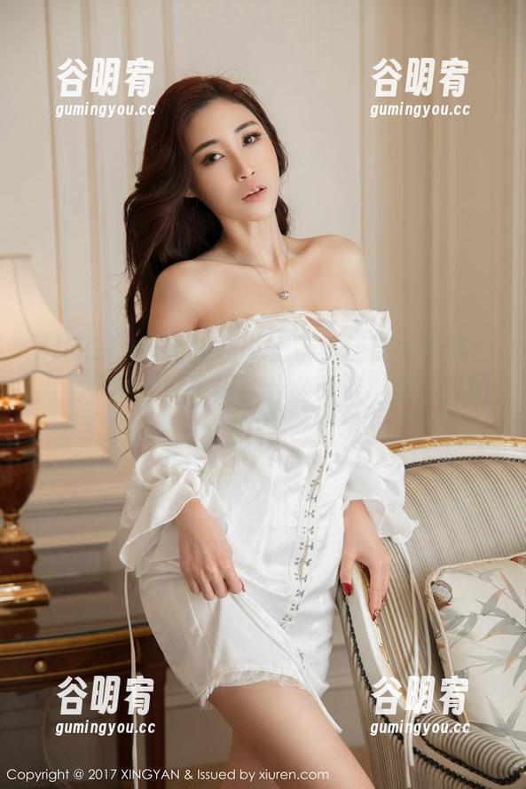 XINGYAN星颜社 - 王俪丁呀旅拍合集：用上千种表情告诉你什么叫做‘我和我的影子’