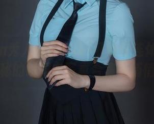 Xiuren秀人网 – Niki可雅与连体衣：那些隐秘的瞬间在写真合集里悄悄绽放