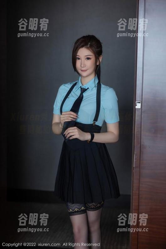 Xiuren秀人网 - Niki可雅与连体衣：那些隐秘的瞬间在写真合集里悄悄绽放