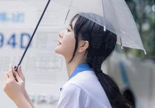 Xiuren秀人网 – 在线等你来，余虞酱的短裙让隐秘幻想变得高清可见！