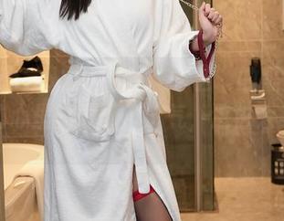 Xiuren秀人网 – 看“婠婠么”的黑丝写真，我的心里默默叹了个气，这也太美了吧。