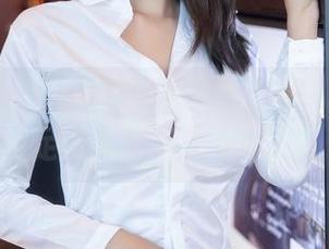 Xiuren秀人网 – 小海臀Rena写真集：美足资源背后的小心思