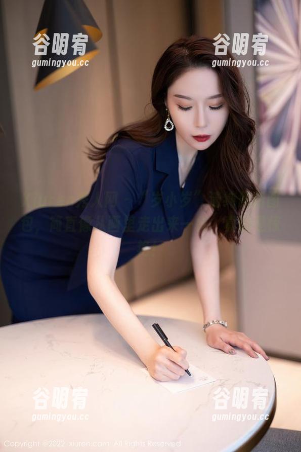 Xiuren秀人网 - “岁小岁”清纯最新图包，简直像从画里走出来一样，真的是惊艳！