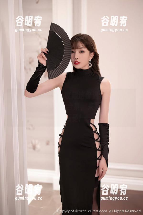 Xiuren秀人网 - 收藏这份温柔：糯美子Mini毛衣写真照片合集，来吧，让我们一起感受！