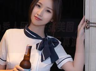 Xiuren秀人网 – 一张美图，一份秘书情：谢小蒽的写真游戏