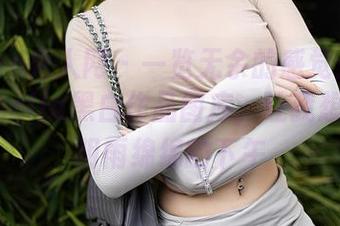 Xiuren秀人网 – 一览无余的感觉：陈巧蓓isabella黑白作品图库，让我想起那个阴雨绵绵的下午