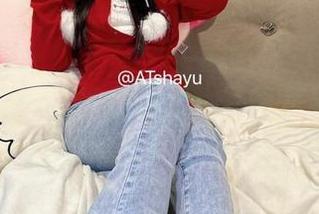 当婚纱遇上at鲨鱼在线：写真美到窒息！