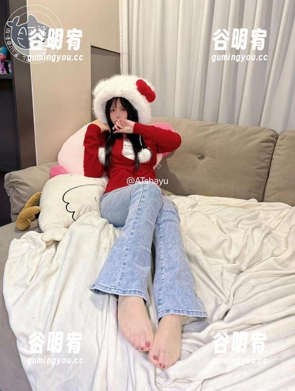 当婚纱遇上at鲨鱼在线：写真美到窒息！