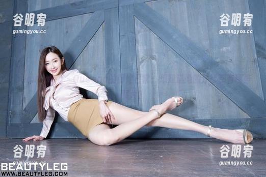 beautyleg - Queena的御姐日常：想知道她的分享都有哪些照片？
