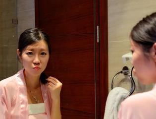 pans – 如樱桃般甜美：泳衣私拍里的那些小秘密！
