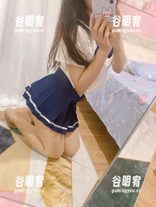 usejan蓝蓝的自拍集：更新后你会发现幽默也是一种艺术！