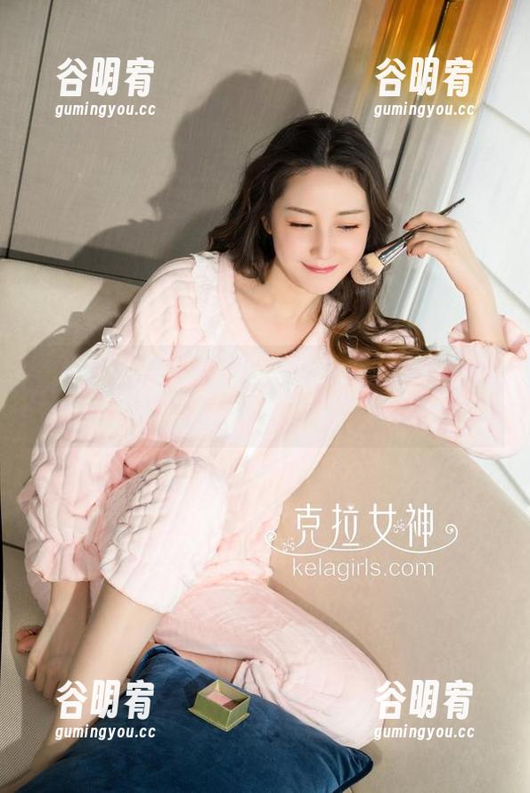 克拉女神 - 收好！吕佳的娇小可人套图，绝对让你心中瞬间有小鹿乱撞的感觉！