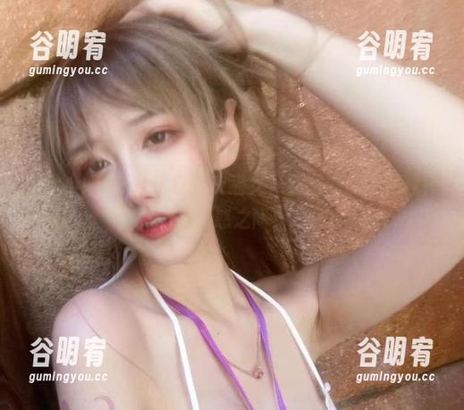 当啾小妍Deer化身暗夜猫女，套图中漫游在神秘与诱惑之间！