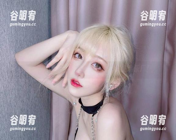 最新图片看啾小妍如何把办公室变成欢乐厂！