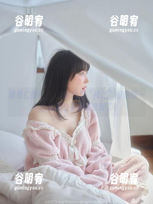 被姜仁卿(강인경)的图集“裸足”惊艳到——这姑娘的足部真是醉了！