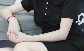 小众视觉 – 小薯条白色图包更新，轻盈得像一缕清风，提醒我呼吸一下！