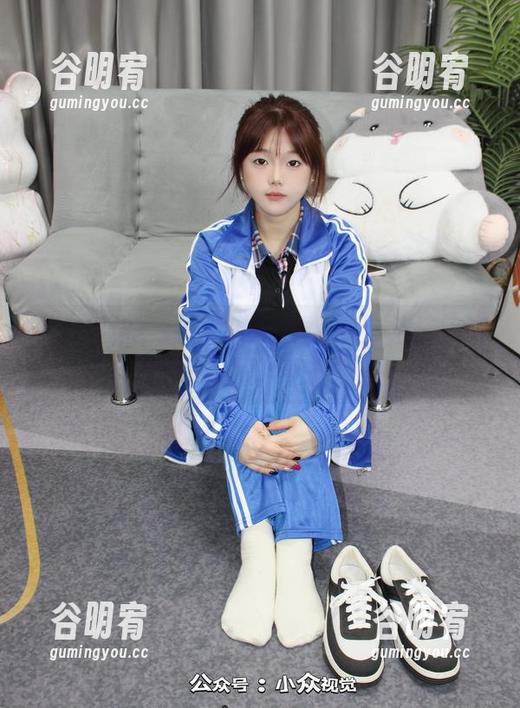 小众视觉 - 走过路过不要错过，洁洁校服图片资源集锦来啦！