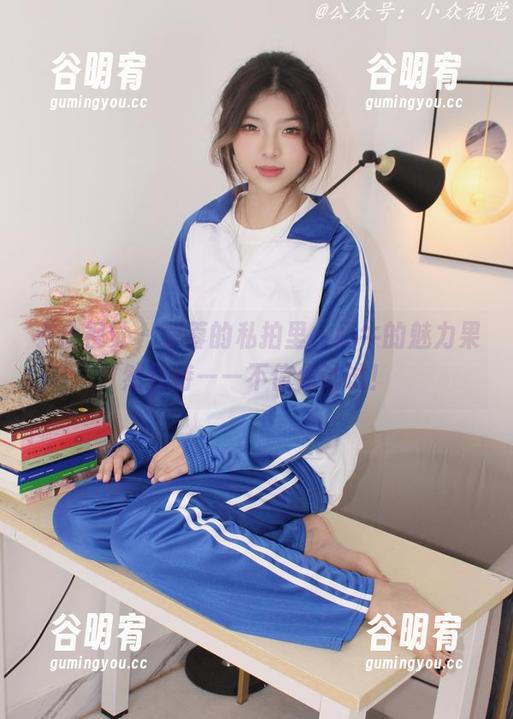 小众视觉 - 蓉蓉的私拍里，奶牛的魅力果然独特——不信你试试！