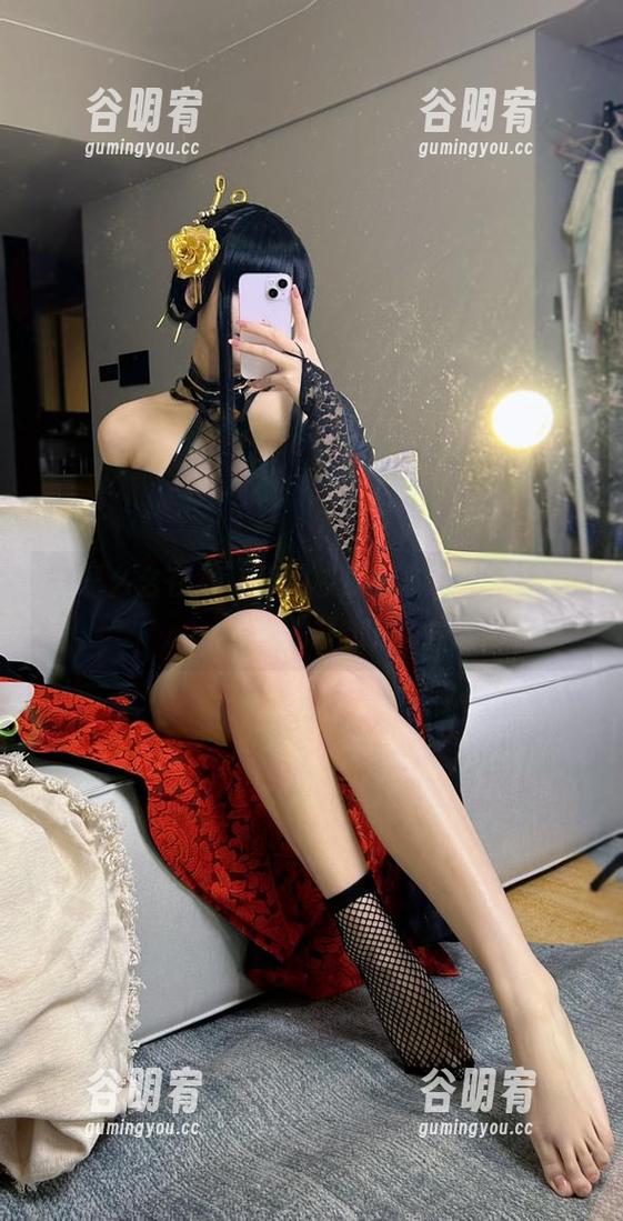 小瑶幺幺在线，美图校服妹妹，新一轮单身狗的打击！