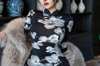 星颜社 – 看Erikaki如何玩转制服写真集，分享那些难以忘怀的画面