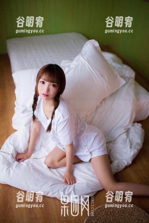 果团网 - 周晓唯的厨娘瞬间：这些照片让你怀疑她是不是专业大厨