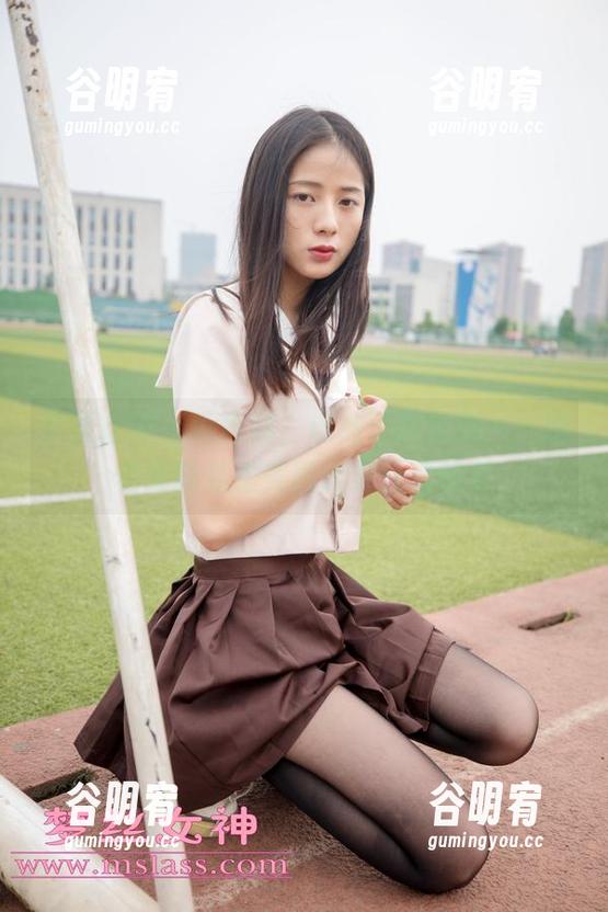 梦丝女神 - 说真的，这袜子真的薄——跟着晓晓私拍美图走进轻柔的梦