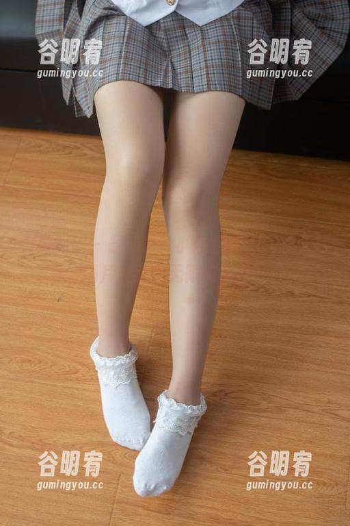 森萝财团 - 最新款！小奶糕Milky夏天写真，图片里藏着无限的青春气息。